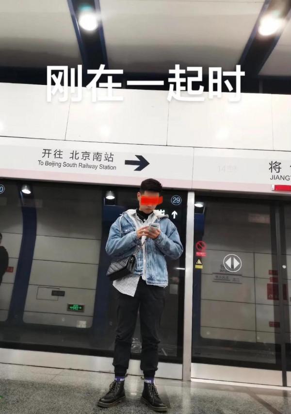&OpenCurlyDoubleQuote;夫妻同心，400來斤&rdquo;，北京一對情侶相戀2年，胖成了愛情的樣子