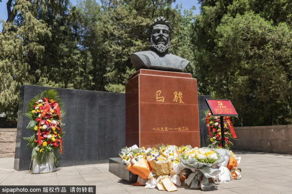 驚豔!這個“太陽神”公園竟藏著江南庭院,古色古香還免費! 驚豔!這個“太陽神”公園竟藏著江南庭院,古色古香還免費!