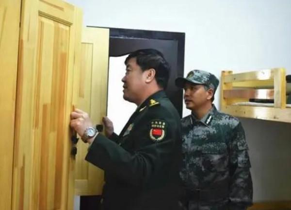 盛斌:首任國防動員部部長,49歲被授少將,58歲升中將,現今63歲 盛斌:首任國防動員部部長,49歲被授少將,58歲升中將,現今63歲