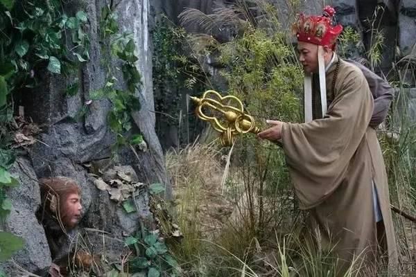 同樣是演“孫悟空”，六小齡童和黃渤放在一起，差別就出來了