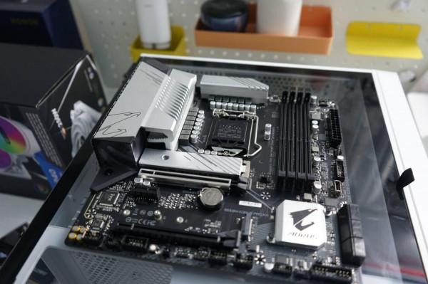 沒顯示卡如何組裝價效比主機？三千多的電腦遊戲、辦公都很值