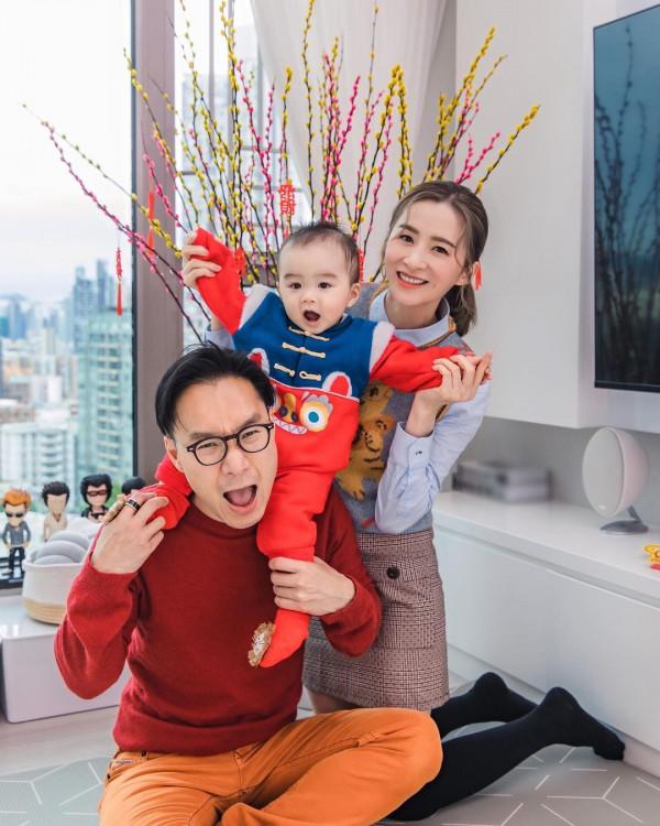 眾星親子拜年圖