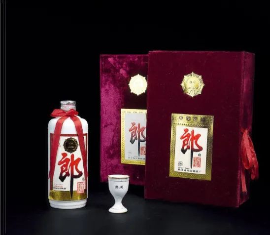 醬香第二、兩屆國家名酒,郎酒,值得收藏嗎? 醬香第二、兩屆國家名酒,郎酒,值得收藏嗎?