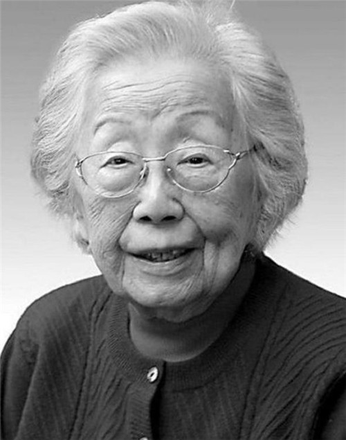 2010年一老人臨終前:我暴露了?護士不解,4天后她被葬於八寶山 2010年一老人臨終前:我暴露了?護士不解,4天后她被葬於八寶山