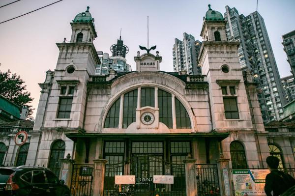 武漢的這座火車站堪稱“中國第一”,站前街道不簡單,曾是租界區 武漢的這座火車站堪稱“中國第一”,站前街道不簡單,曾是租界區