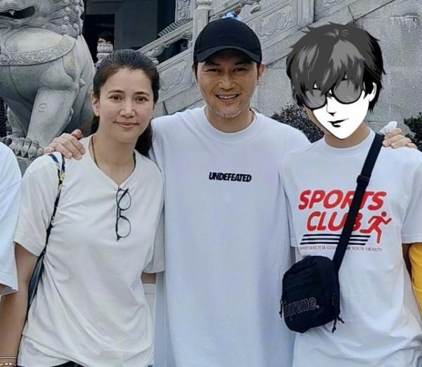 袁詠儀為兒子慶15歲生日,魔童兒時萌照曝光,wink表情萌化 袁詠儀為兒子慶15歲生日,魔童兒時萌照曝光,wink表情萌化