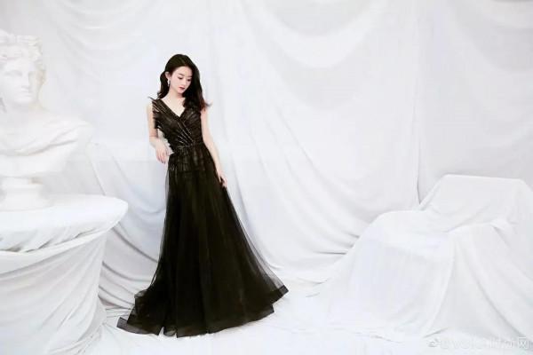 趙麗穎，每一天都既是明天，也是今天，也會變成昨天