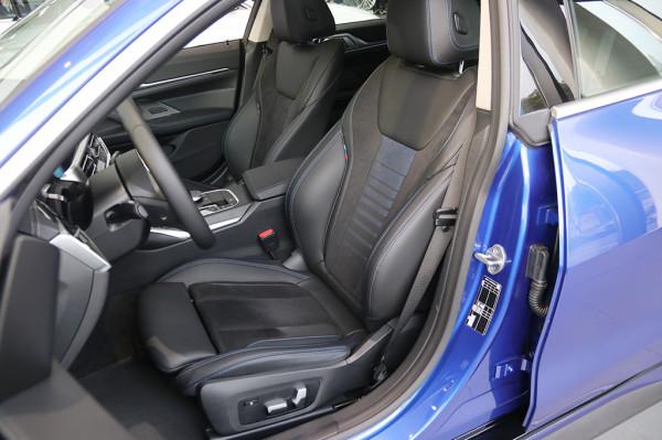 寶馬4系四門轎跑車實拍：外形動感拉風，實用性還不錯