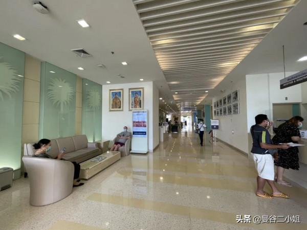 孩子被貓咪抓傷，在泰國私立醫院打狂犬疫苗，結果一分錢都沒花