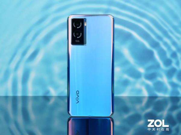 6000mAh大電池超長待機35天，vivo Y55s圖賞