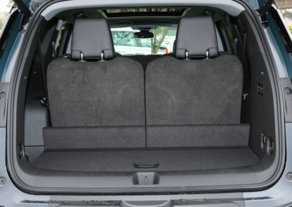 雪佛蘭開拓者，動力較佳油耗均衡，提供5座和7座