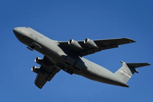 C-5“銀河”運輸機圖集（270圖）