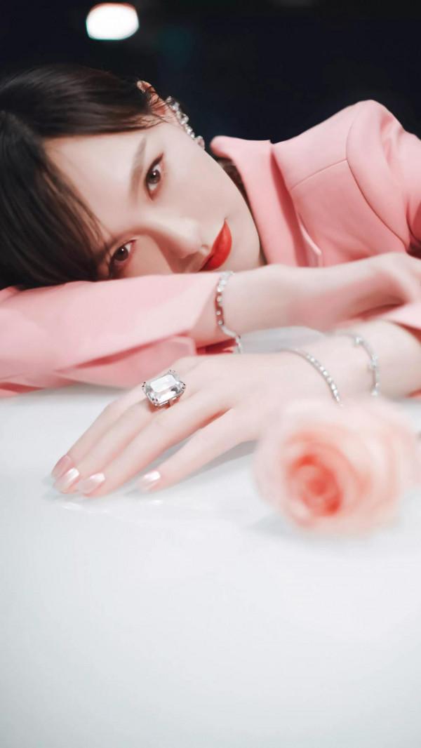 唐嫣～太有女人味