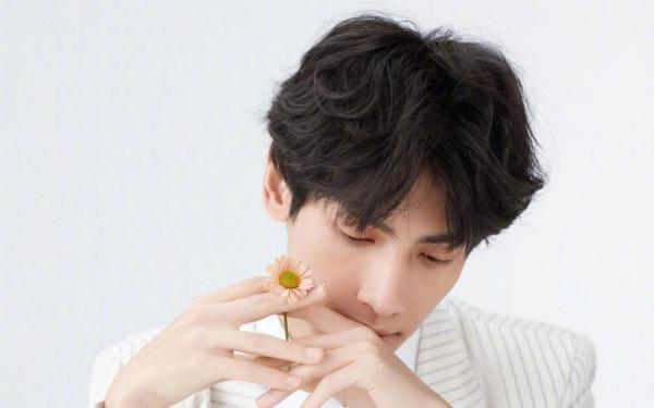 帥氣小鮮肉羅雲熙