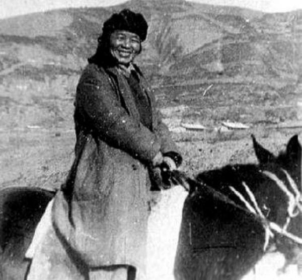 開國女將李貞：回鄉時遇上毒打過自己的前夫，託人帶話讓其安心