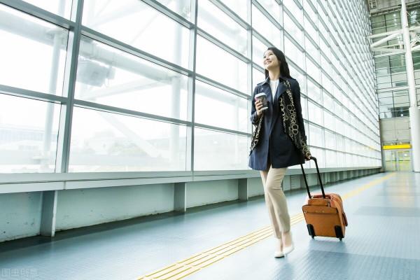 沉寂婚外情不能自拔，32歲的她後悔莫及！回首來路，幸福已遠去