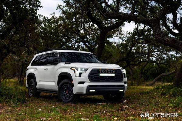 子彈說車丨豐田全尺寸SUV，443馬力，第三代紅杉官圖釋出