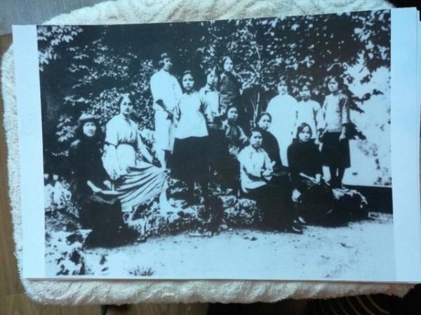 60年李正中同曹雲芳看望毛主席，閒聊中毛主席問：認得賀培真嗎？