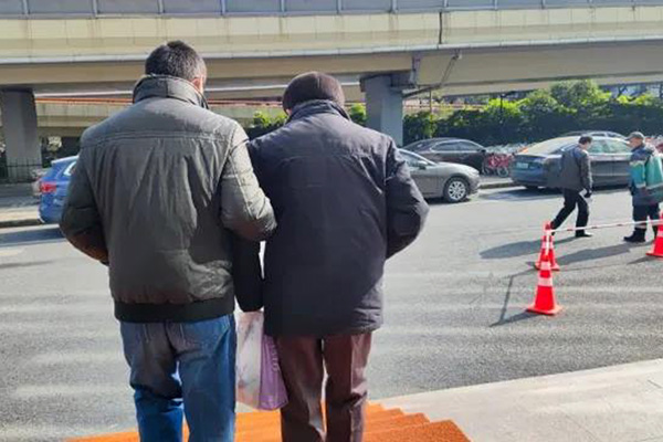 &OpenCurlyDoubleQuote;天才譯者&rdquo;金曉宇與貝多芬、梵高都患躁狂抑鬱症，這病你瞭解嗎