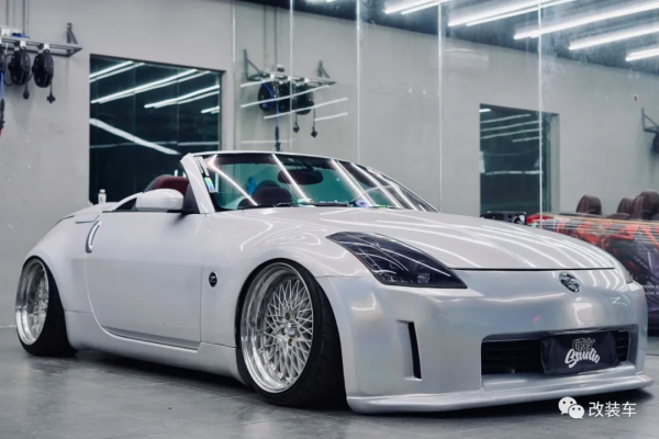 稀有的敞篷日產350Z變身伏地魔,這不是";淑女";是";辣妹"; 稀有的敞篷日產350Z變身伏地魔,這不是";淑女";是";辣妹";