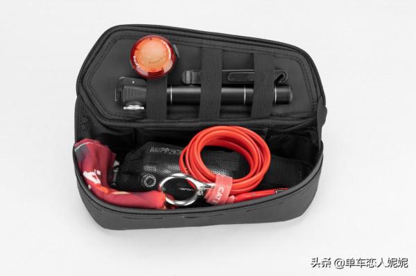 騎車時不要緊繃 騎車時不要緊繃