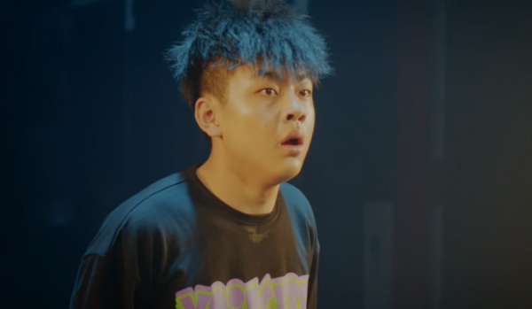 劉小光,終究成了“尼古拉斯·趙四”的樣子 劉小光,終究成了“尼古拉斯·趙四”的樣子