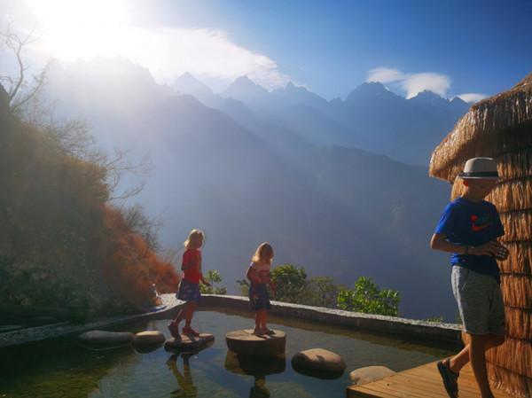 虎跳峽丫叉角莊園：包攬美景 歸隱田園