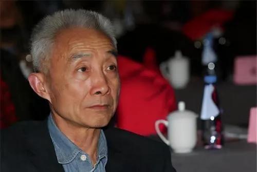 七個明星的知名文案，明知添油加醋厲害，還是忍不住駐足點贊