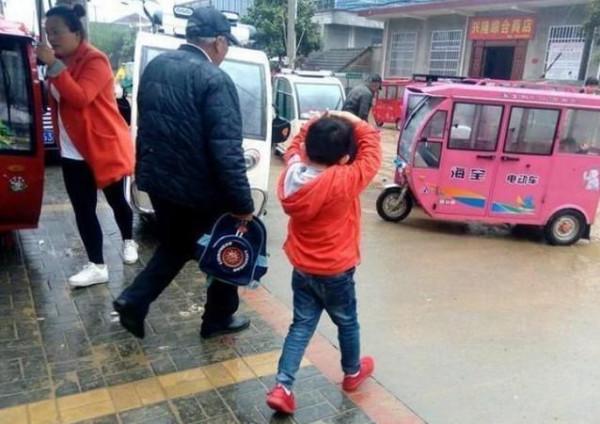 為何老人身上會有一股味?建議:50歲後養成2個習慣,老了或沒味 為何老人身上會有一股味?建議:50歲後養成2個習慣,老了或沒味