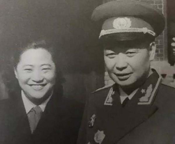 陝北紅軍下轄四個軍,軍長都是誰?建國後成就如何? 陝北紅軍下轄四個軍,軍長都是誰?建國後成就如何?