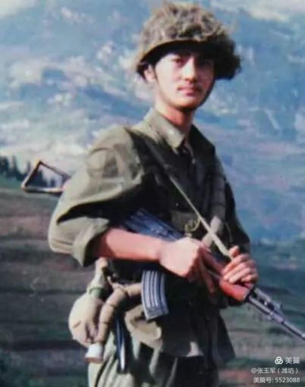 36年前的今天 十勇士率先衝向敵高地