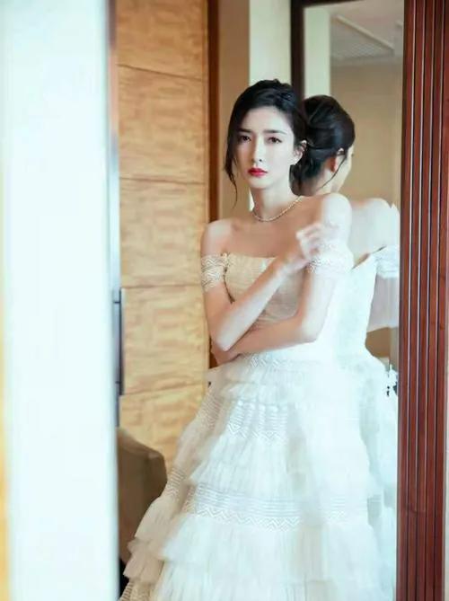 天生麗質江疏影