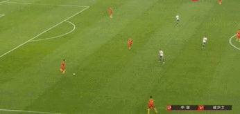 一點兒不好笑，蹴鞠老闆停球出界算什麼，國腳停球失誤才叫業餘