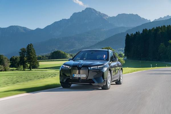 明年上市的重磅純電SUV，寶馬封頂之作iX，凱迪拉克回頭率最高