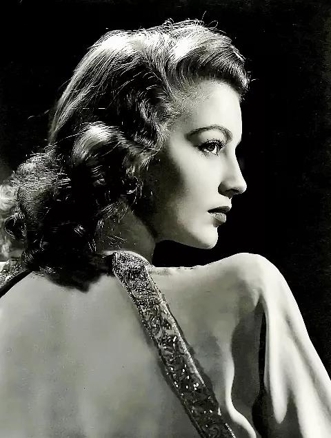 12位好萊塢老牌女明星,高畫質美圖 12位好萊塢老牌女明星,高畫質美圖