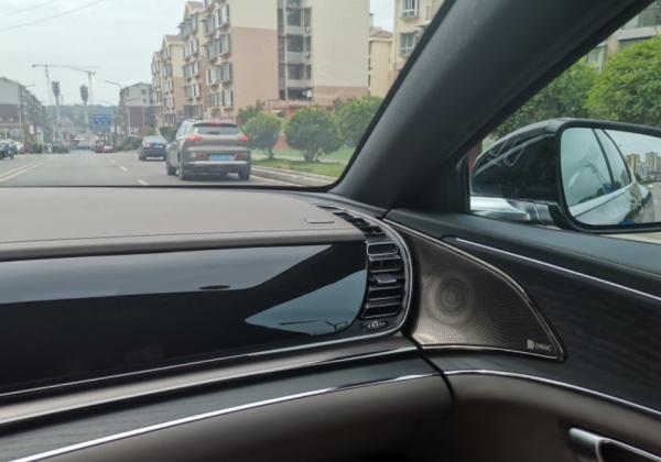 漢為觀止，與漢同行，慶自己提車