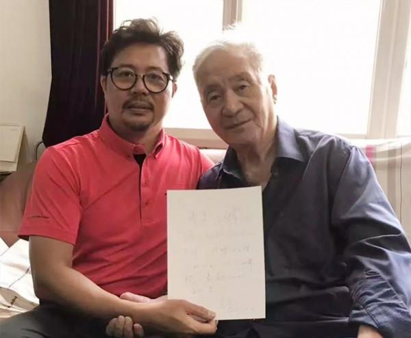 《霓虹燈下的哨兵》趙大大，與曹銀娣離婚後，袁嶽孤獨走完餘生？