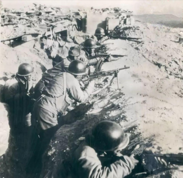 “雙面”悍將武庭麟：為人冷酷，以殺立威，21天殺死打傷2萬日軍