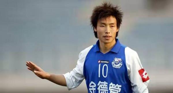 山東魯能八將上榜!從甲A到中超,中國足球歷年聯賽最佳新人盤點 山東魯能八將上榜!從甲A到中超,中國足球歷年聯賽最佳新人盤點