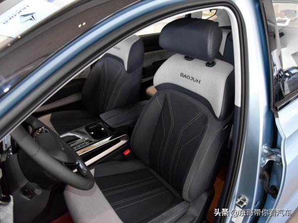 MPV大空間SUV的透過性,有7座,油耗7.4L,實拍新寶駿RM-5 MPV大空間SUV的透過性,有7座,油耗7.4L,實拍新寶駿RM-5