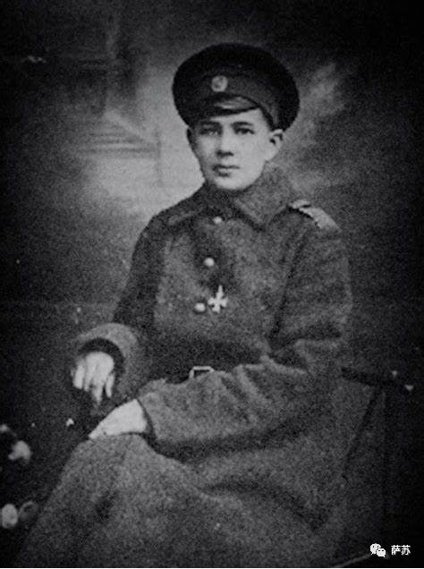 戰鬥民族花木蘭:頂替表哥參加一戰,負傷檢查身體時才暴露女兒身 戰鬥民族花木蘭:頂替表哥參加一戰,負傷檢查身體時才暴露女兒身