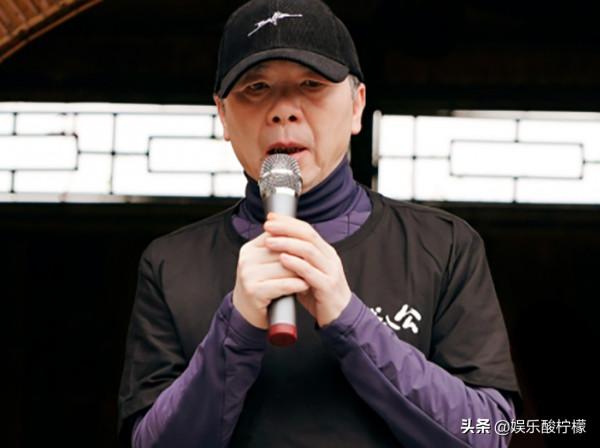 逃檔了,馮小剛終究沒挺住,張藝謀還能堅持多久 逃檔了,馮小剛終究沒挺住,張藝謀還能堅持多久