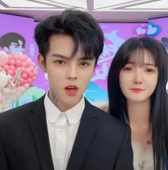 中央電視臺點名批評的八位熱門網路主播粗俗不堪，不值得同情