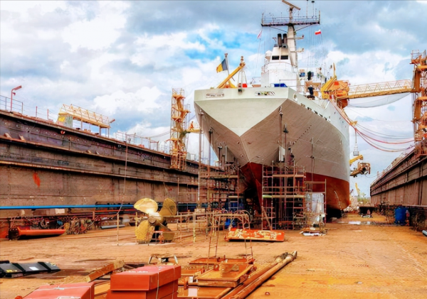 中美造船實力對比：二戰美國爆艦輝煌一去不返，現輪到中國下餃子