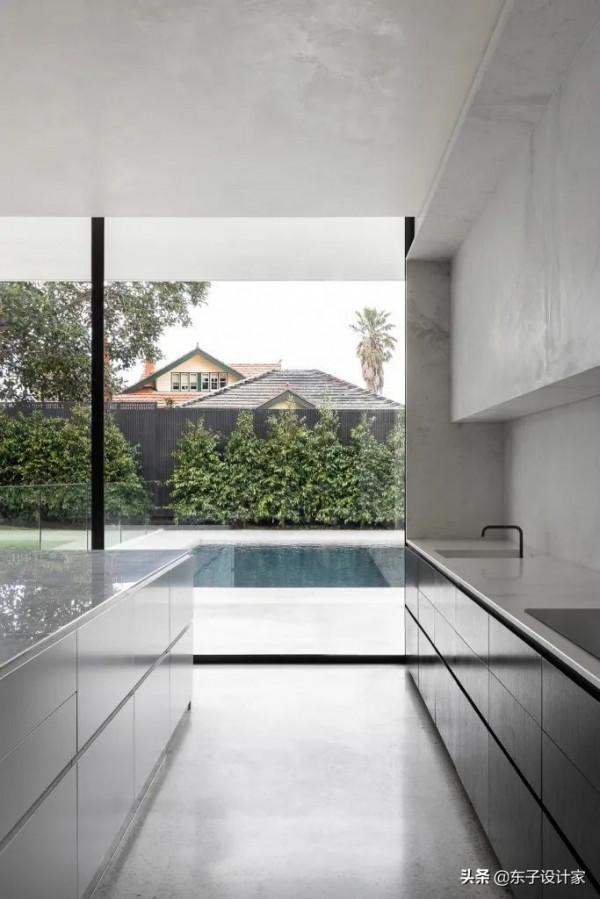 新作丨 ADAM KANE • 極簡剋制美學 新作丨 ADAM KANE • 極簡剋制美學