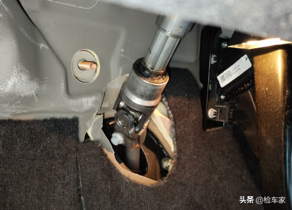 當年的加價虎，如今的貶值王，大哥花42萬買輛攬勝極光值嗎