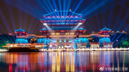 大唐芙蓉園《大唐追夢》大型水舞光影秀，用絢麗燈光喚醒沉睡的大唐