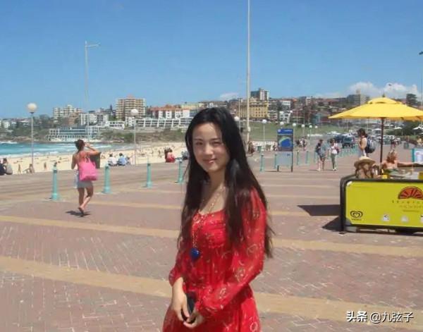 &OpenCurlyDoubleQuote;國學形象大使&rdquo;哈輝：嫁3婚大丈夫也幸福，兒女雙全情繫老公