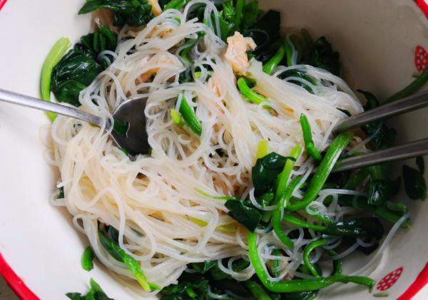 中秋家宴,這道涼拌菜不能少,清新爽口,解油膩味道香,比吃肉好 中秋家宴,這道涼拌菜不能少,清新爽口,解油膩味道香,比吃肉好