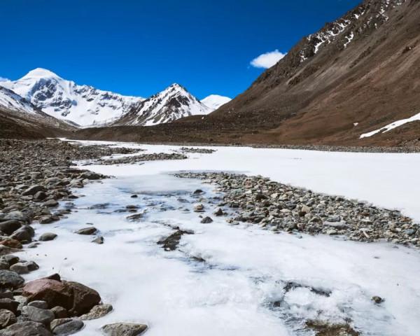 青藏高原正在釋放有毒物質？印度學者警告：“毒水”將流入印度